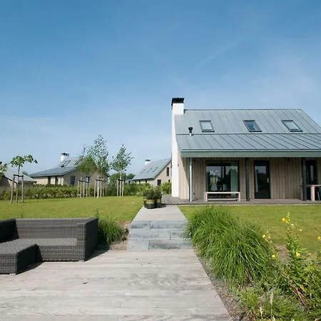 Waterrijk Oesterdam Resort Villas-3