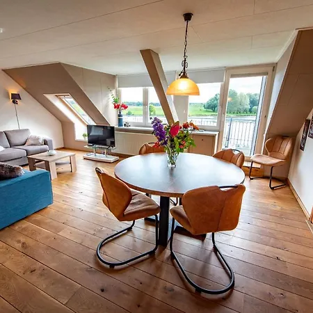 Vakantie aan de Maas-3