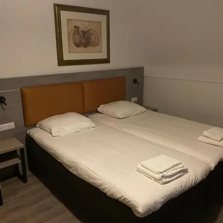 Hotel De Weyman-2