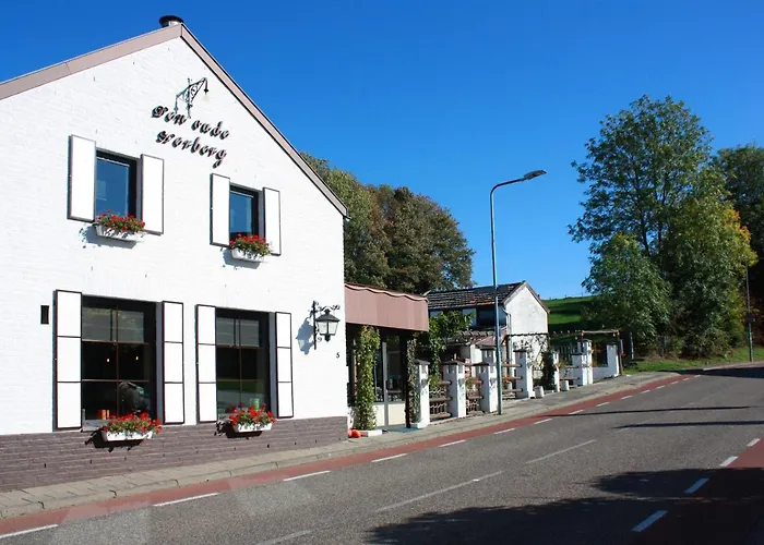 Den Oude