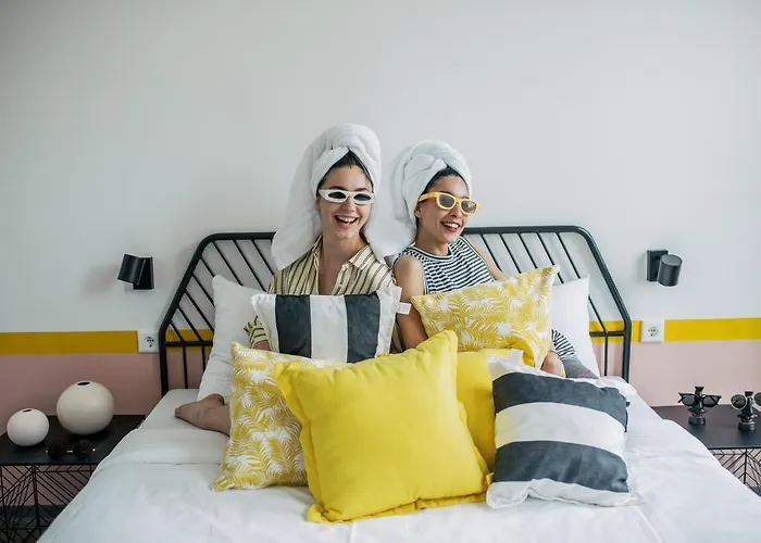Pink Flamingo Boutique Hostel