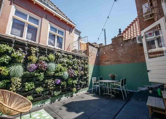 Boutique Chic 55M2 With City Garden - Db6A