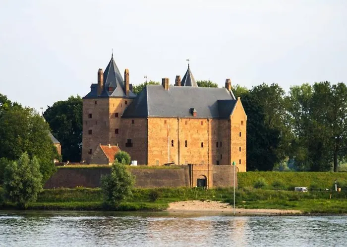 Recreatiewoning Maas En Waal 92