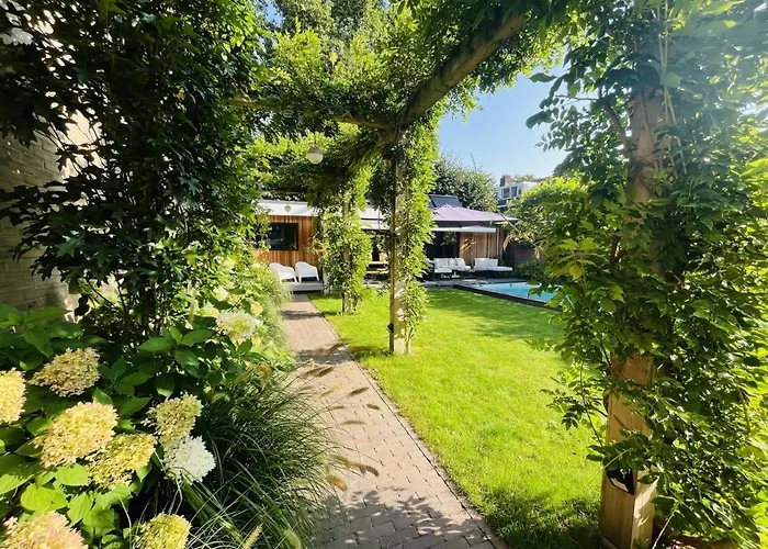 Bed And Breakfast 013 City Tilburg, Nederland