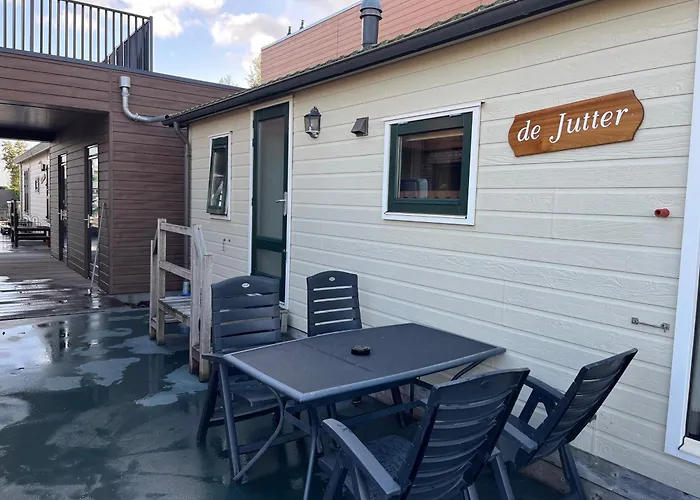 VVP Verhuur Chalet Vinkeveense Plassen, Nederland