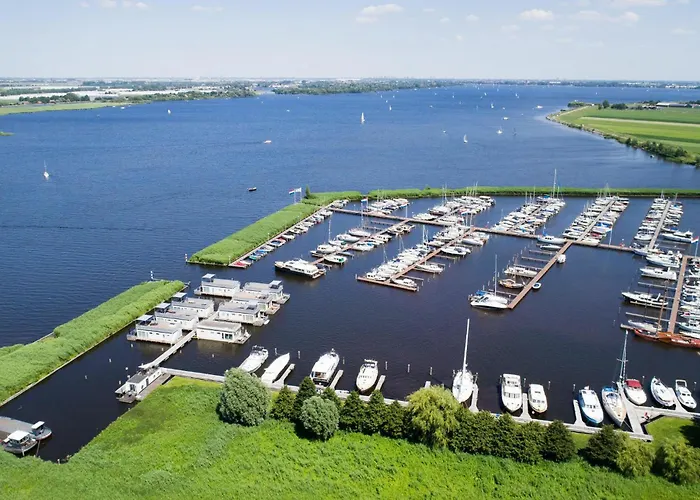 Aqualiving Hotel Aalsmeer, Nederland