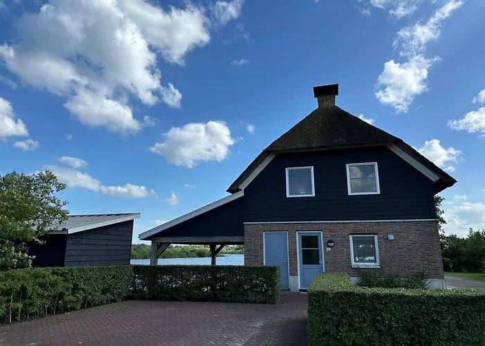 Waterresort Bodelaeke Giethoorn, Nederland