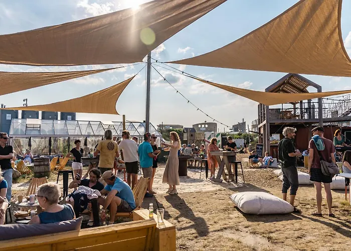 Basecamp Tiny House Eco-Resort Ijmuiden, Nederland