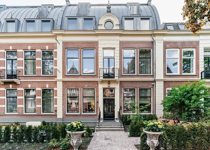 Boutique Malie House