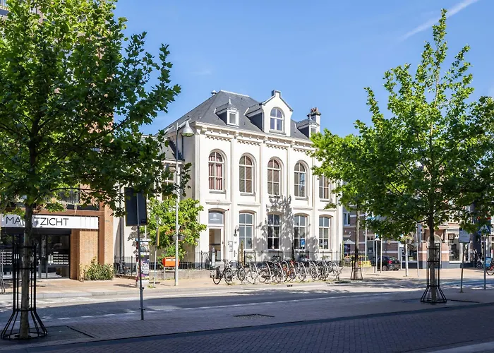 Het Oude Kantongerecht Apeldoorn, Nederland