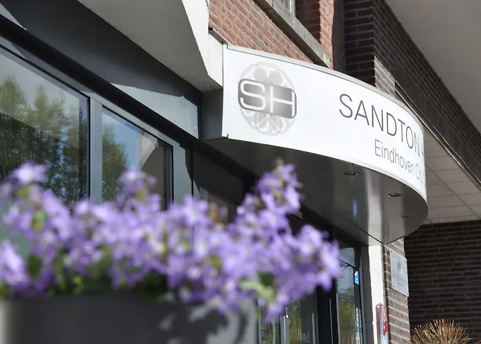 Sandton Centre - City Centre With Private Parking