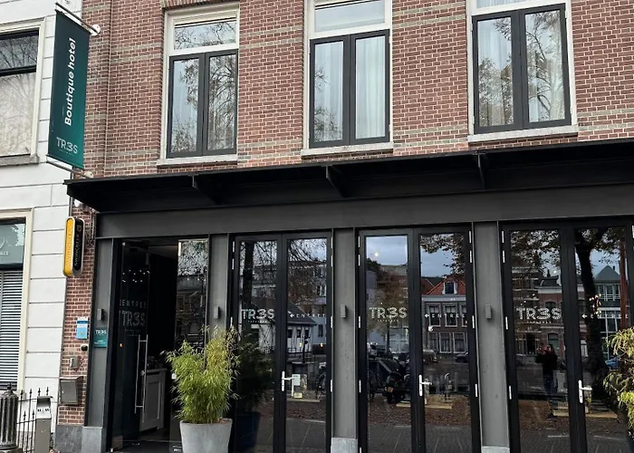 Tres Boutique