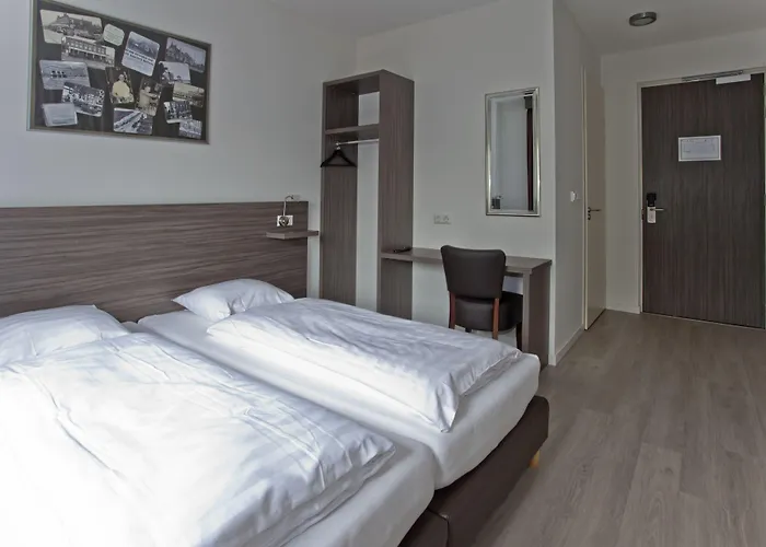 Hotel De Keizerskroon Amsterdam-Schiphol-Halfweg, Netherlands