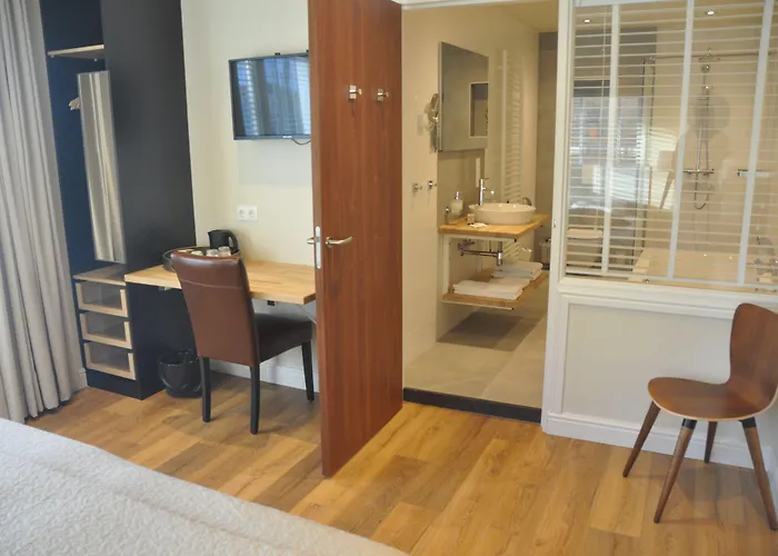 Hotel Sanders de Paauw Sluis, Nederland