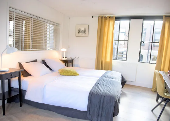 Hotel Et Le Cafe De Paris Apeldoorn, Nederland