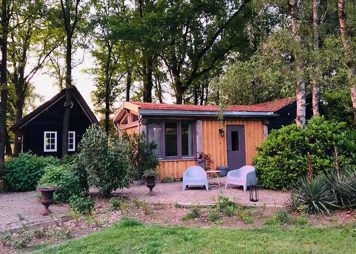 Hof van Eersel, Nederland