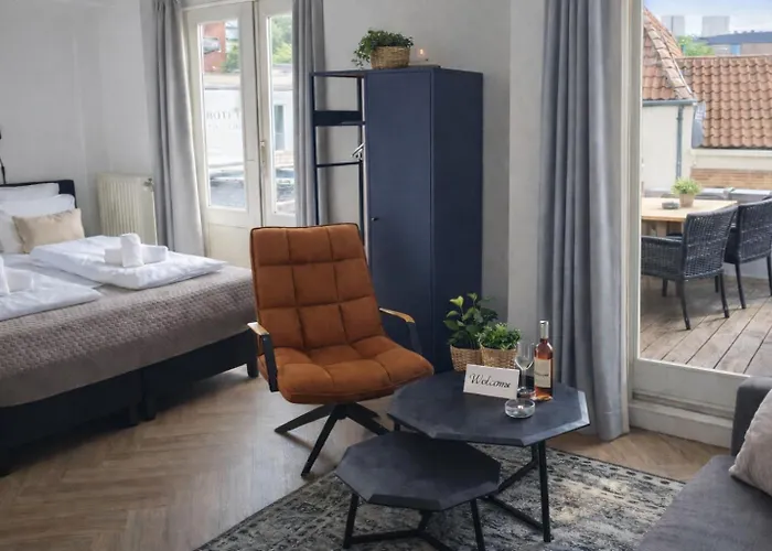 Hotel De Grote Kade I Boutique Hotel aan de Haven in het Centrum van Goes, Nederland