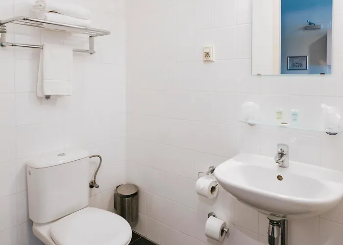 The Hague Teleport Hotel - Free Parking, Nederland