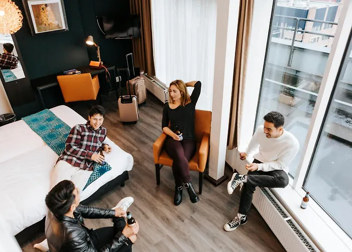 The Hague Teleport Hotel - Free Parking, Нідерланди