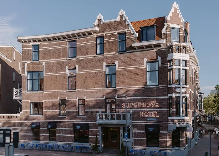 Supernova Hotel
