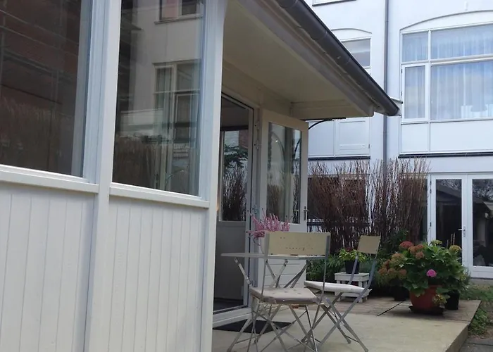 Tiny House Madame Jeanette Nabij Centrum En Zee