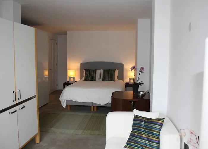 Arnhem Studios, Nederland