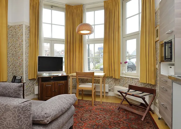 Ambassade Arena Aparthotel