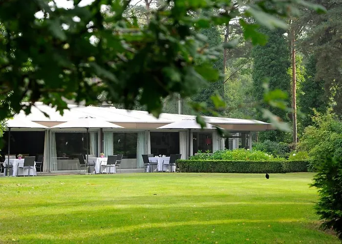 Hotel De Paddestoel
