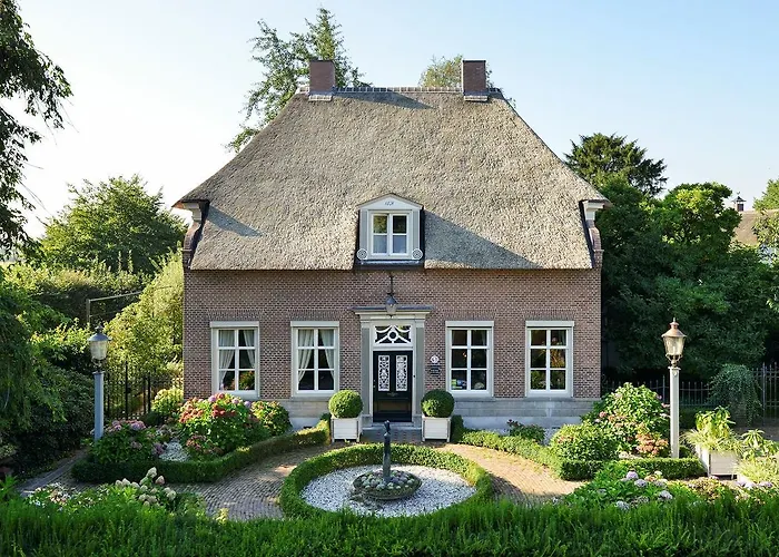 De Oude Pastorie Macharen Hotel, Nederland