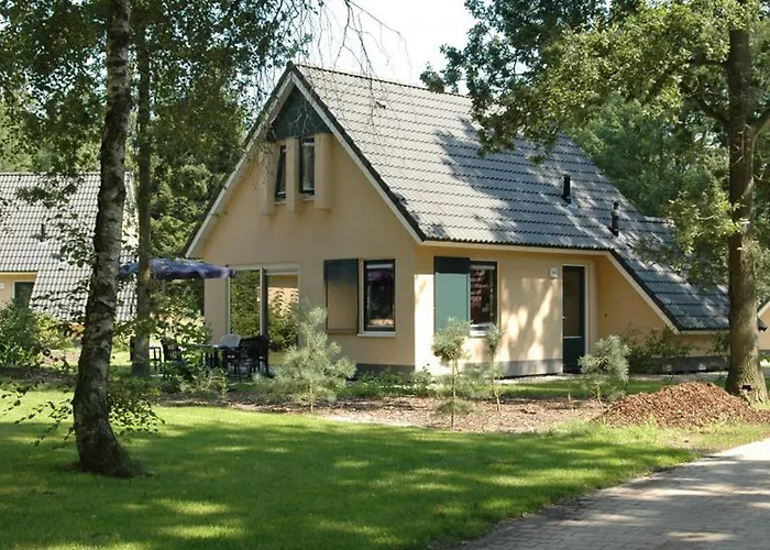 Roompot Landgoed Het Grote Zand Hooghalen, Netherlands