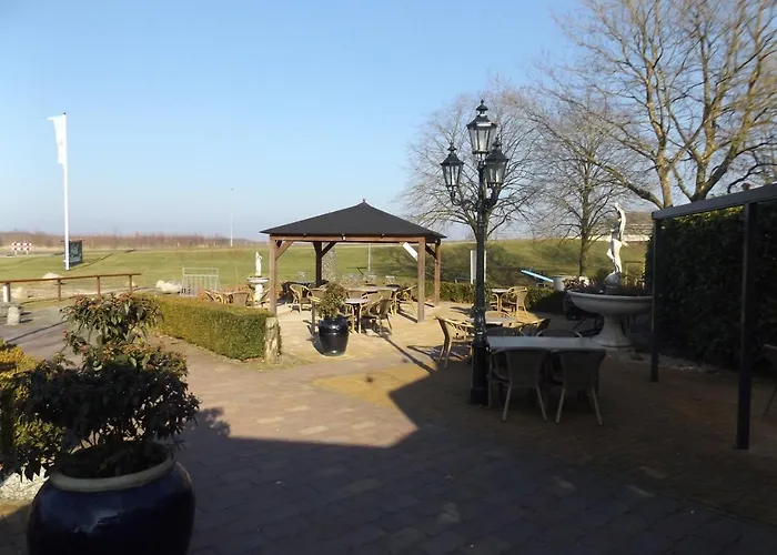 Hotel In Den Stallen Winschoten, Nederland