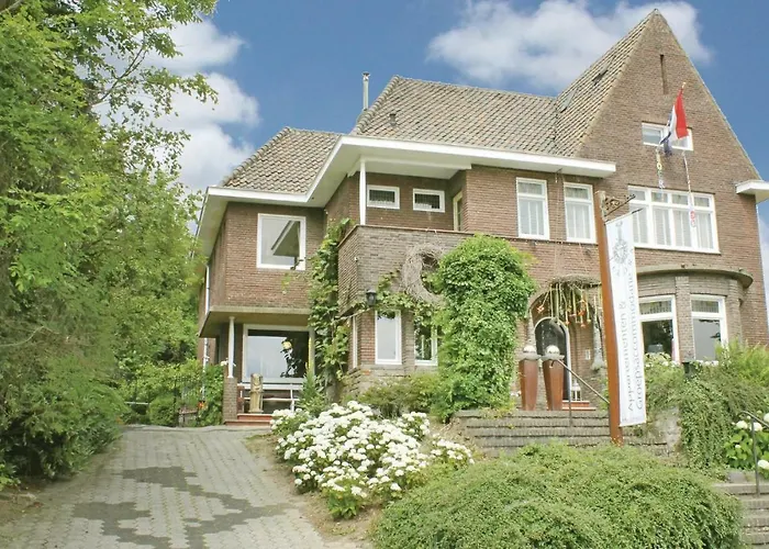 Holiday Home Villa Aurora Epen, Nederland